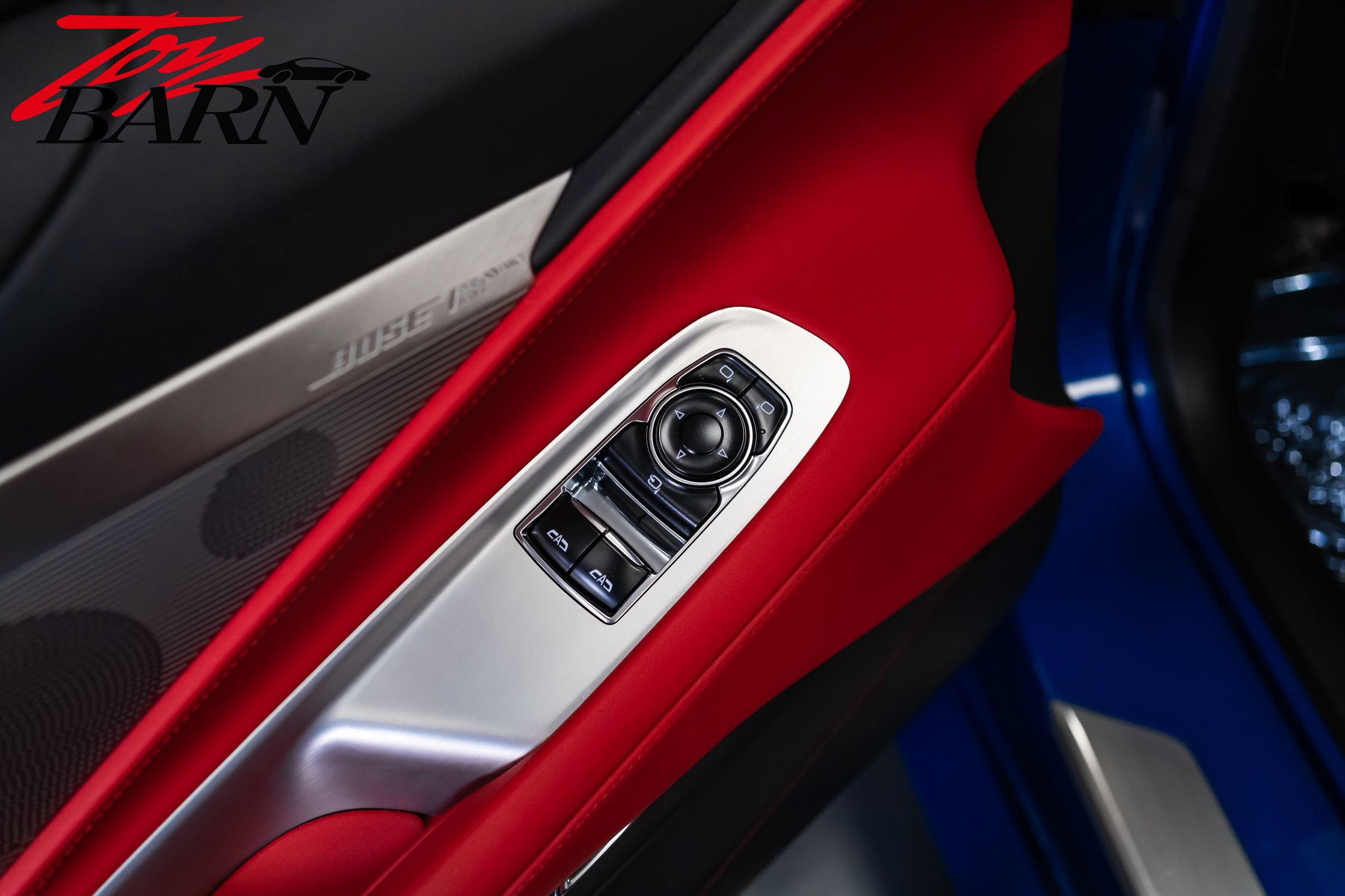 Used 2020 Chevrolet Corvette Stingray Preferred Cpe w/ 2LT Preferred Equipment Group RWD image 28