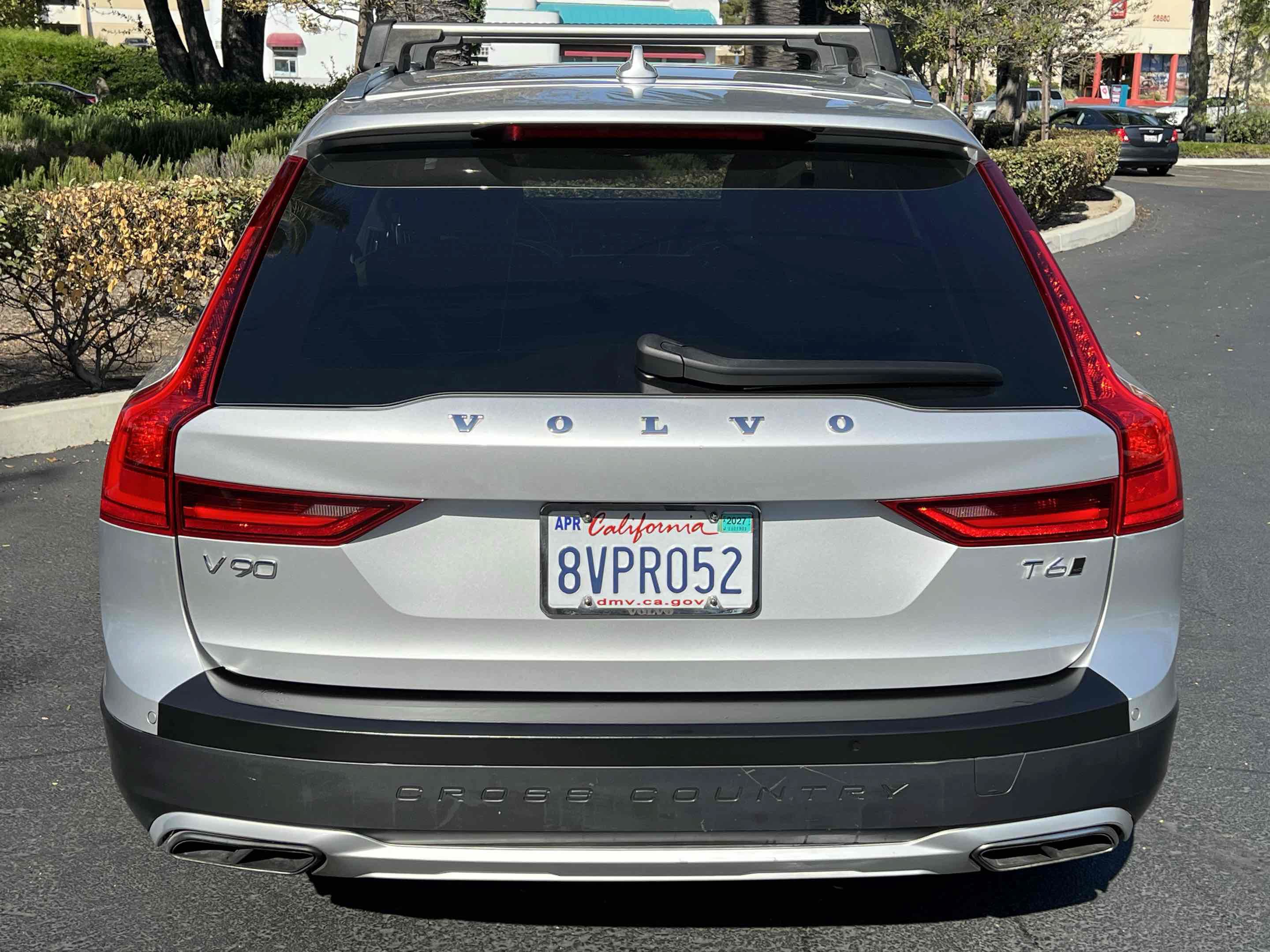Used 2020 Volvo V90 T6 Cross Country AWD/4WD image 16