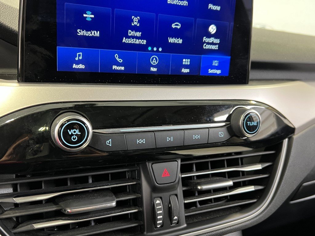 Used 2020 Ford Escape SEL image 40