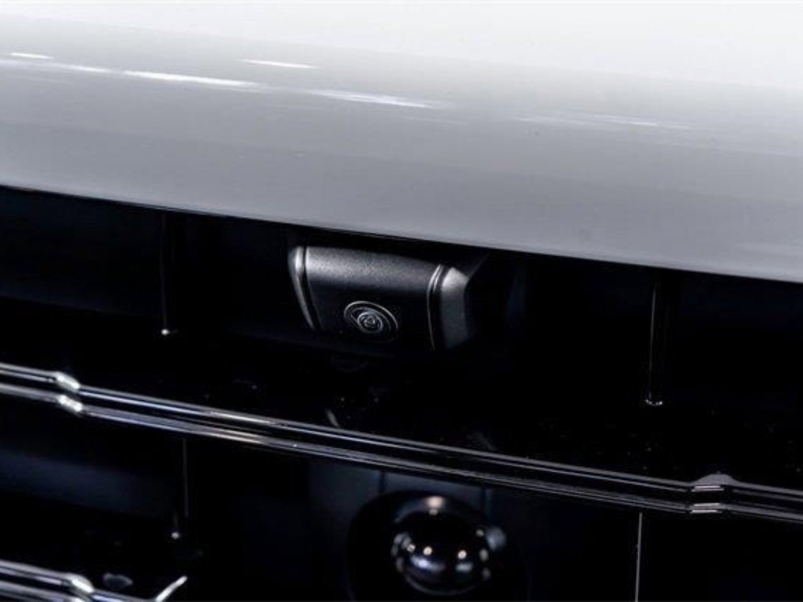 Used 2025 Porsche Cayenne image 58