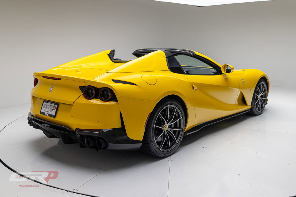 Used 2023 Ferrari 812 GTS image 3
