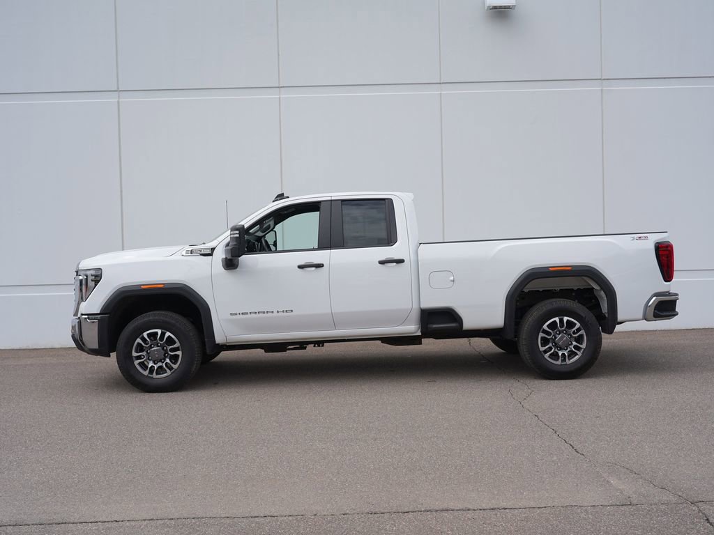 Used 2024 GMC Sierra 3500 Pro AWD/4WD image 6