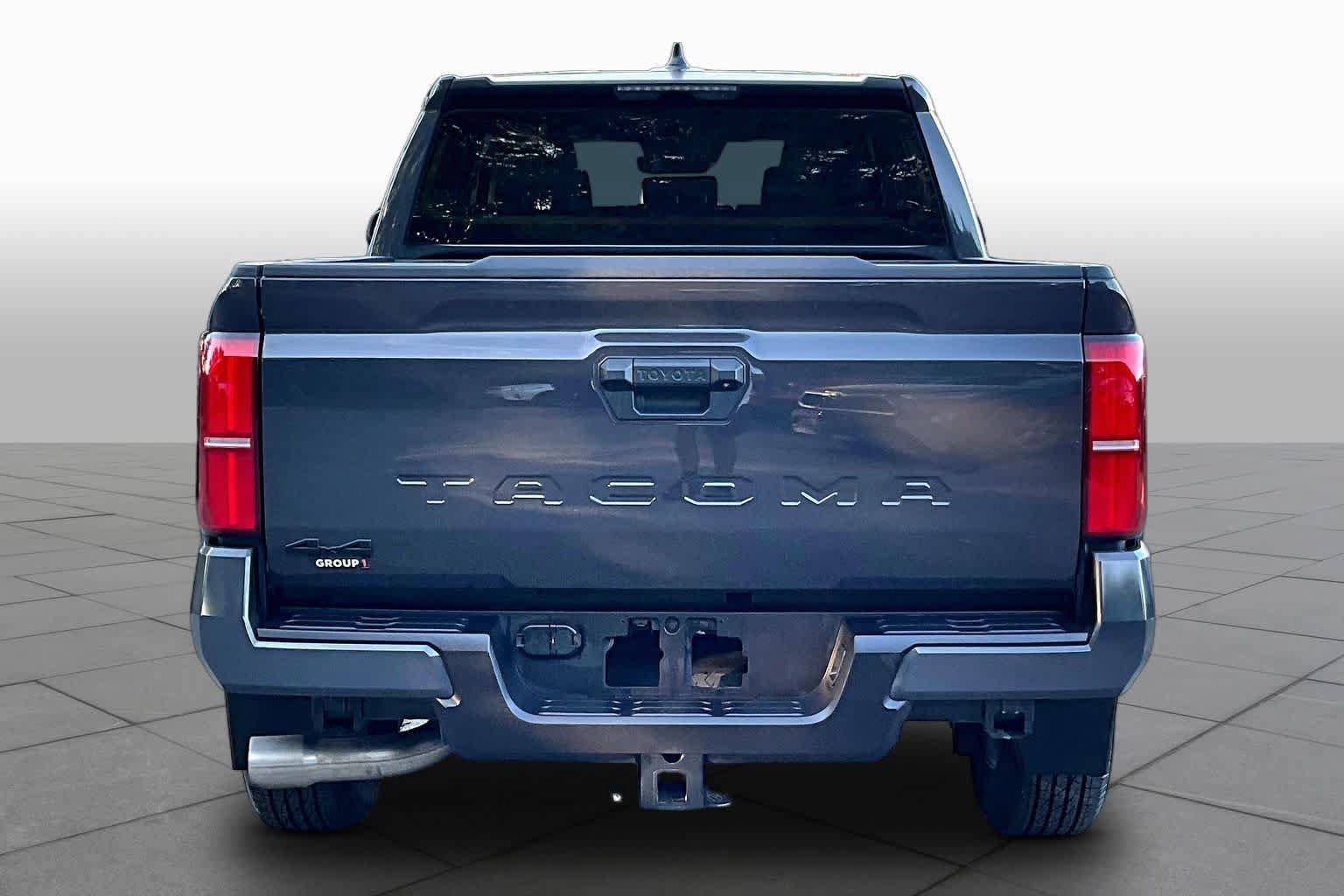 Certified 2024 Toyota Tacoma SR5 AWD/4WD image 5
