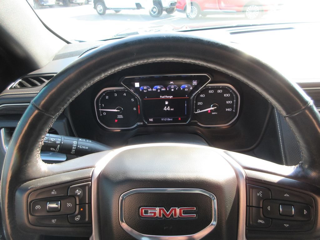 Certified 2021 GMC Yukon SLT w/ SLT Premium Package AWD/4WD image 37