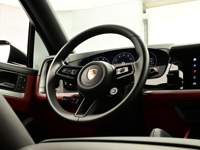 Certified 2024 Porsche Cayenne Coupe AWD/4WD image 21