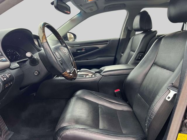 Used 2014 Lexus LS 460 AWD w/ Comfort Package image 19