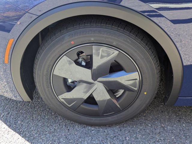 New 2027 Toyota Prius Plug-In Hybrid FWD image 11