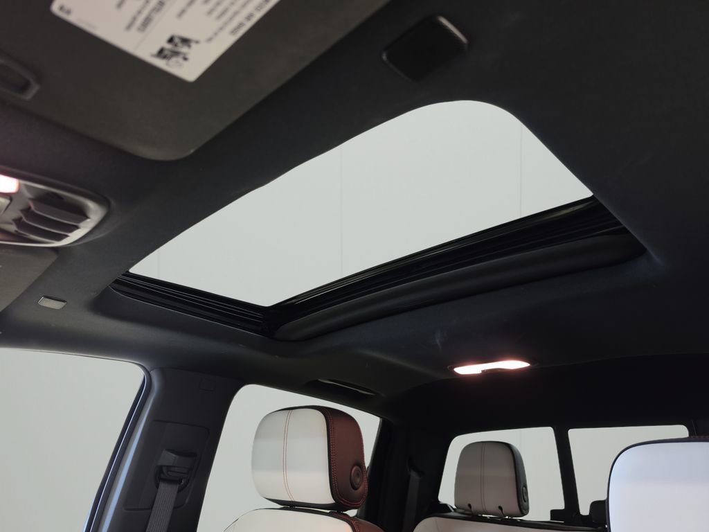Used 2024 GMC Canyon AT4X AWD/4WD image 25