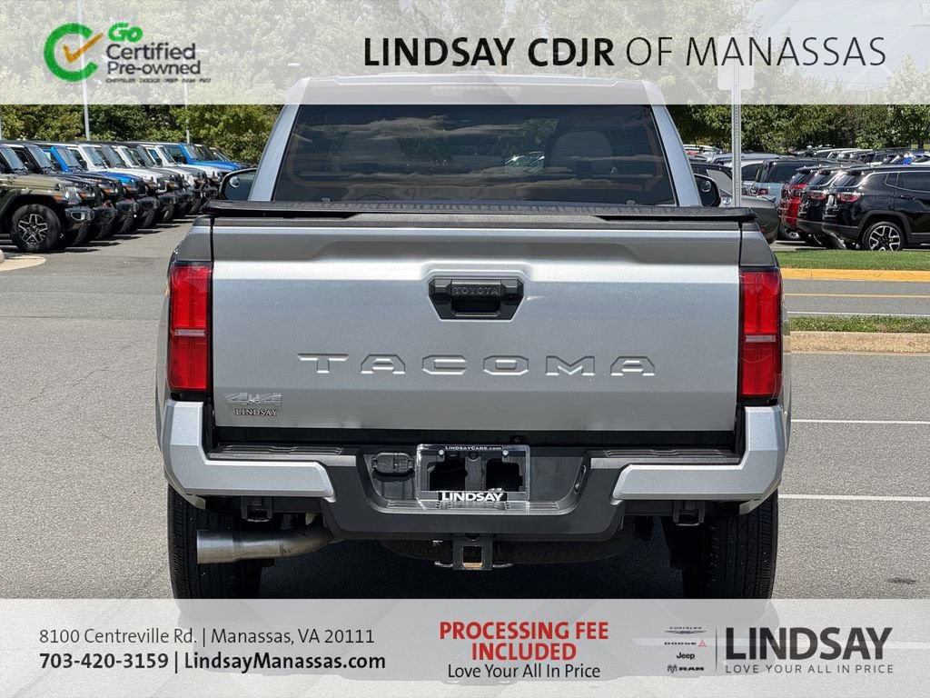 Used 2025 Toyota Tacoma SR5 AWD/4WD image 7