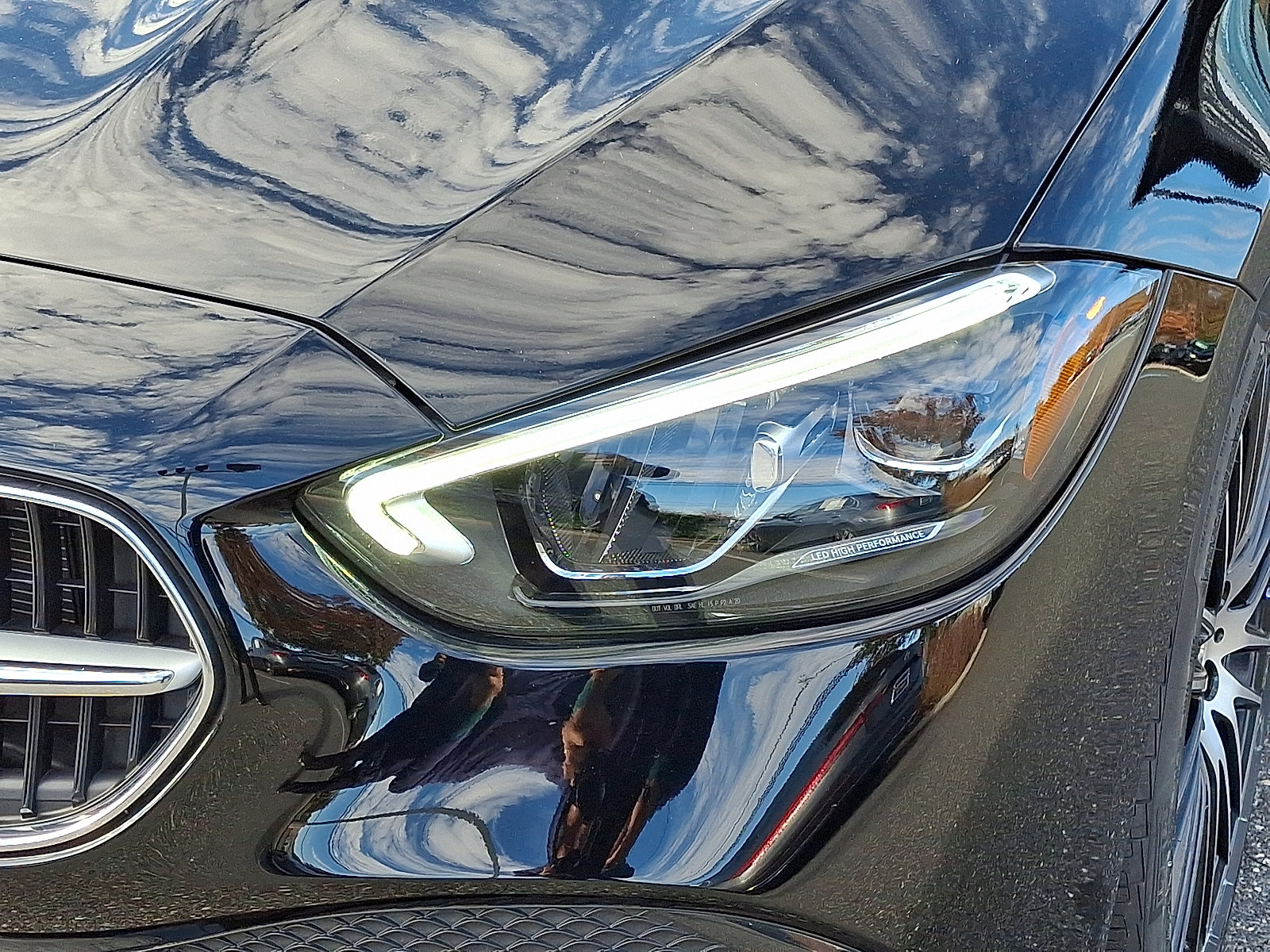 Used 2023 Mercedes-Benz C 300 4MATIC Sedan image 8