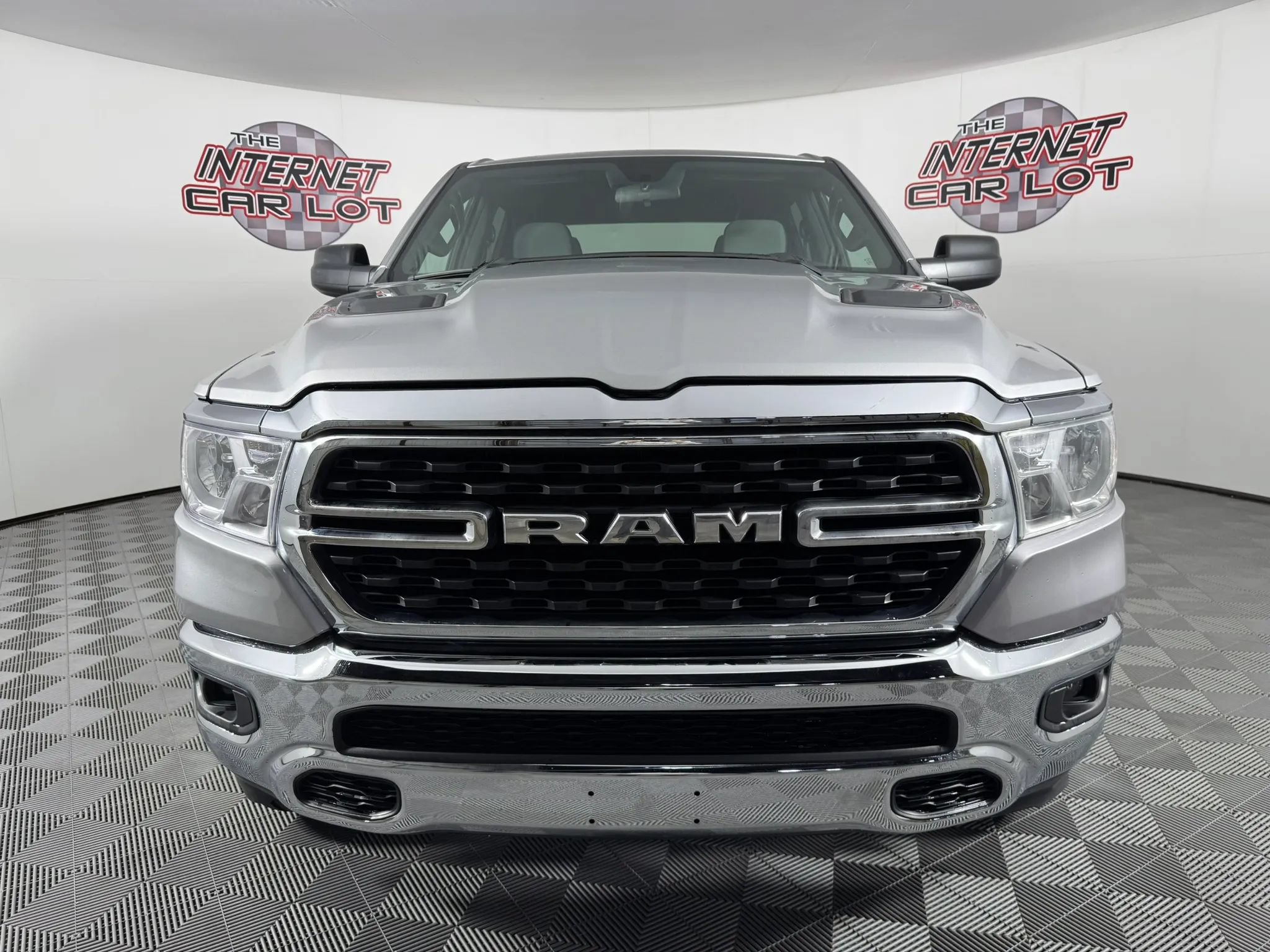 Used 2022 RAM 1500 Big Horn AWD/4WD image 2