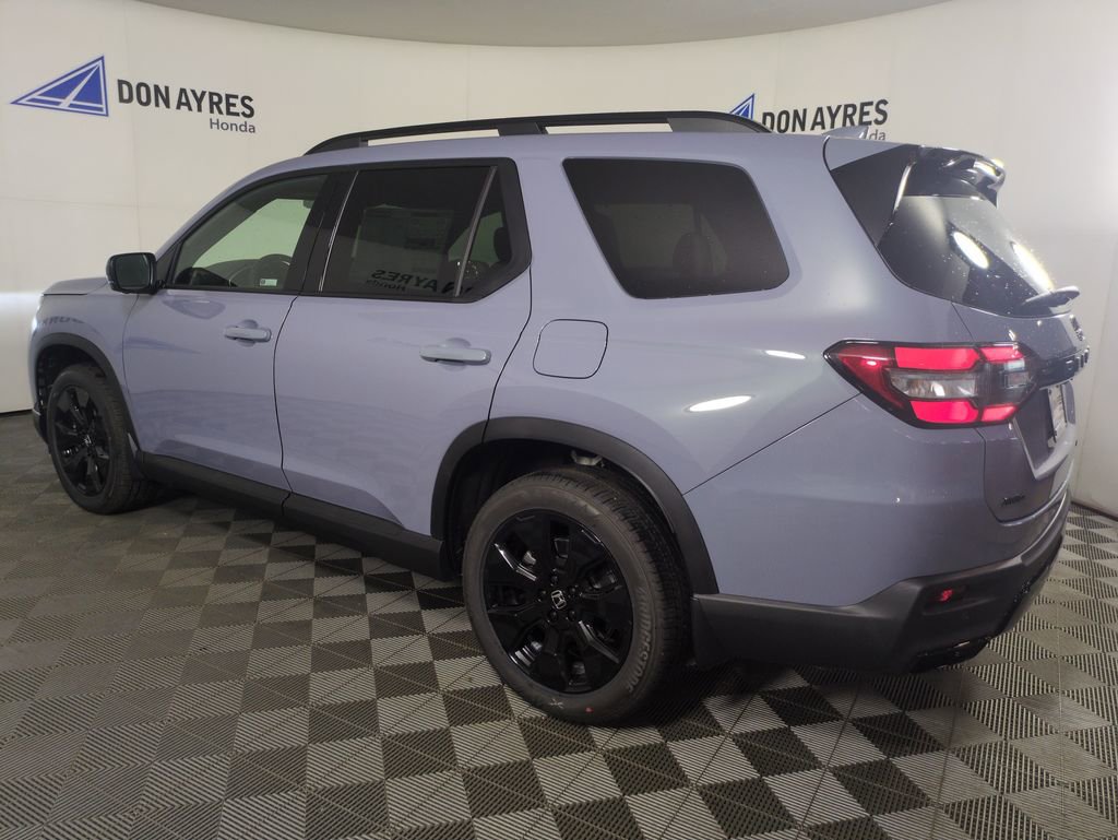 New 2026 Honda Pilot Black Edition image 3