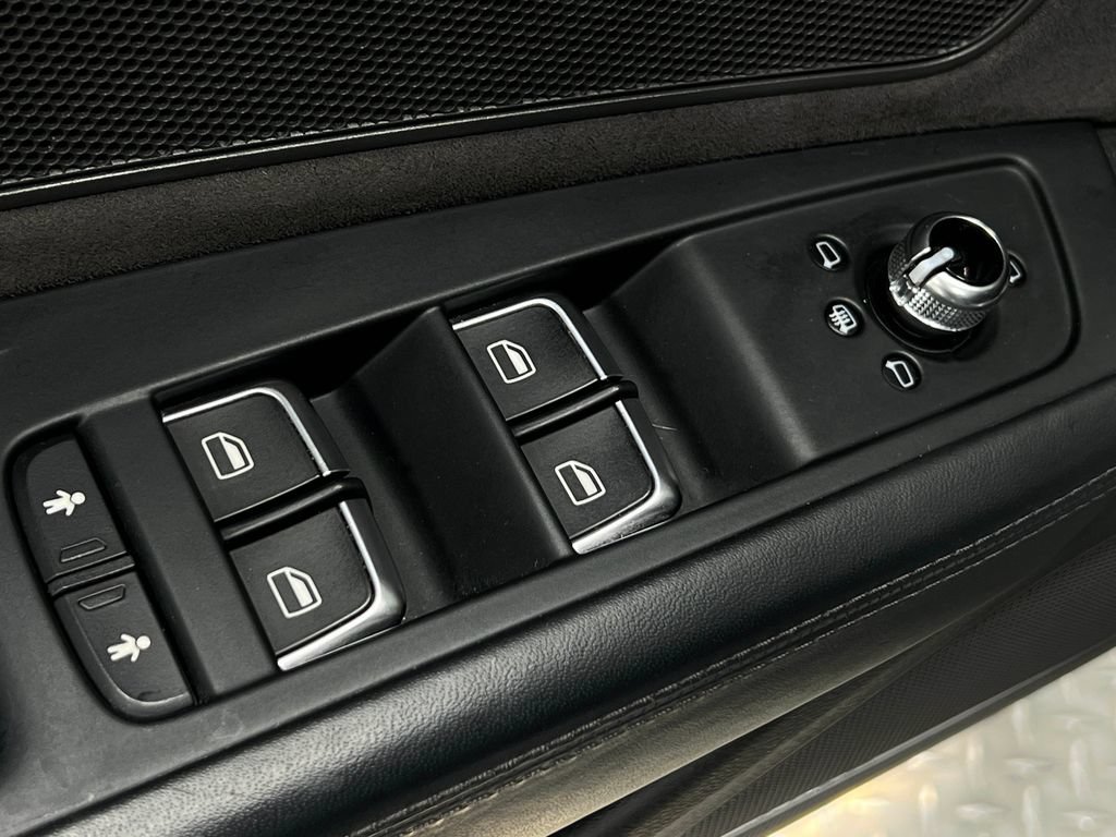 Used 2018 Audi A8 L 4.0T w/ Executive Package AWD/4WD image 18