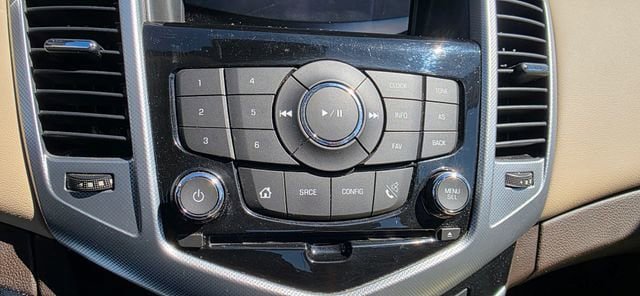Used 2014 Chevrolet Cruze LTZ w/ Enhanced Safety Package FWD image 21