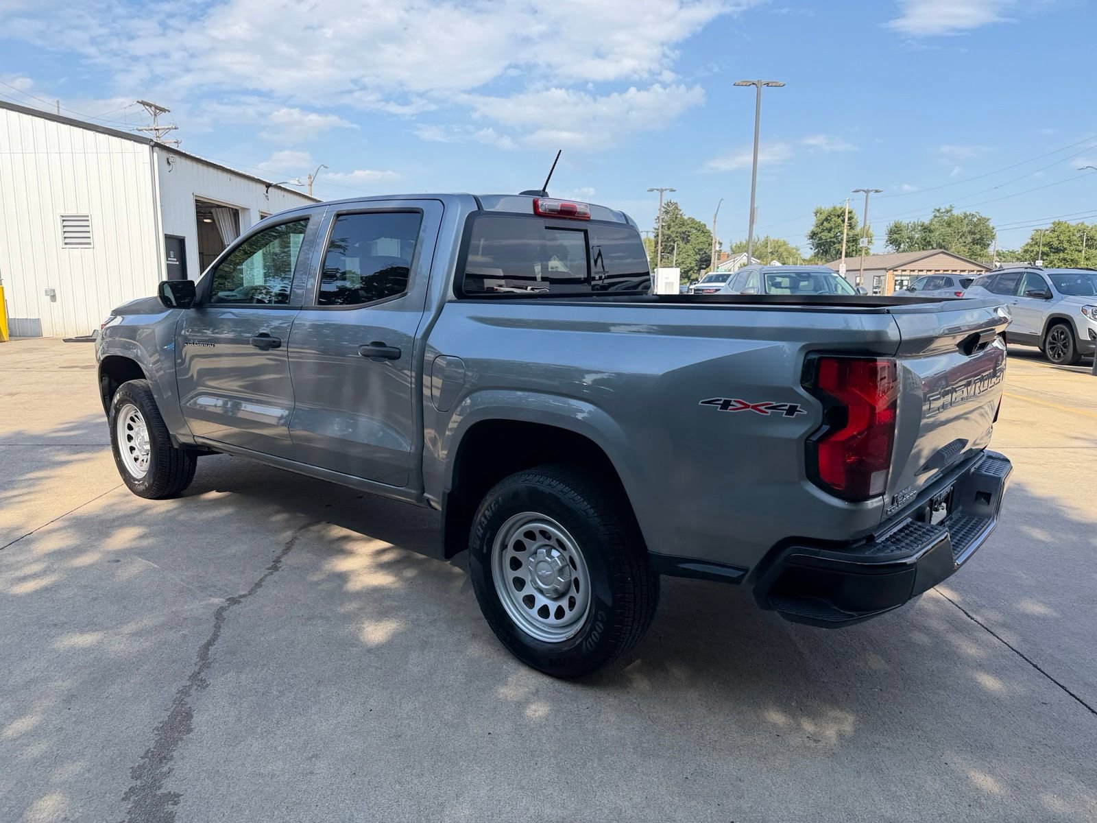 Used 2023 Chevrolet Colorado W/T w/ WT Convenience Package II AWD/4WD image 14