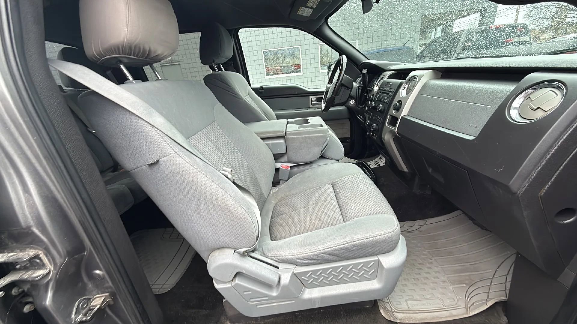 Used 2011 Ford F150 XLT w/ XTR Pkg image 17