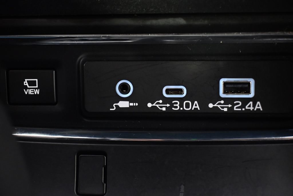 Used 2024 Subaru Ascent Onyx Edition Limited AWD/4WD image 32