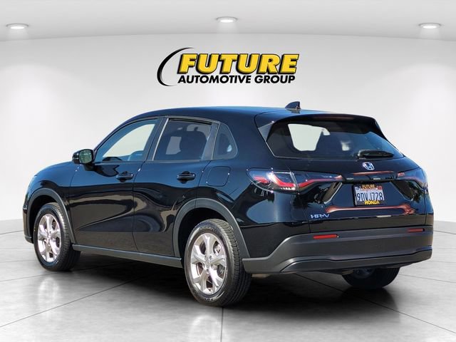 Used 2023 Honda HR-V LX image 7
