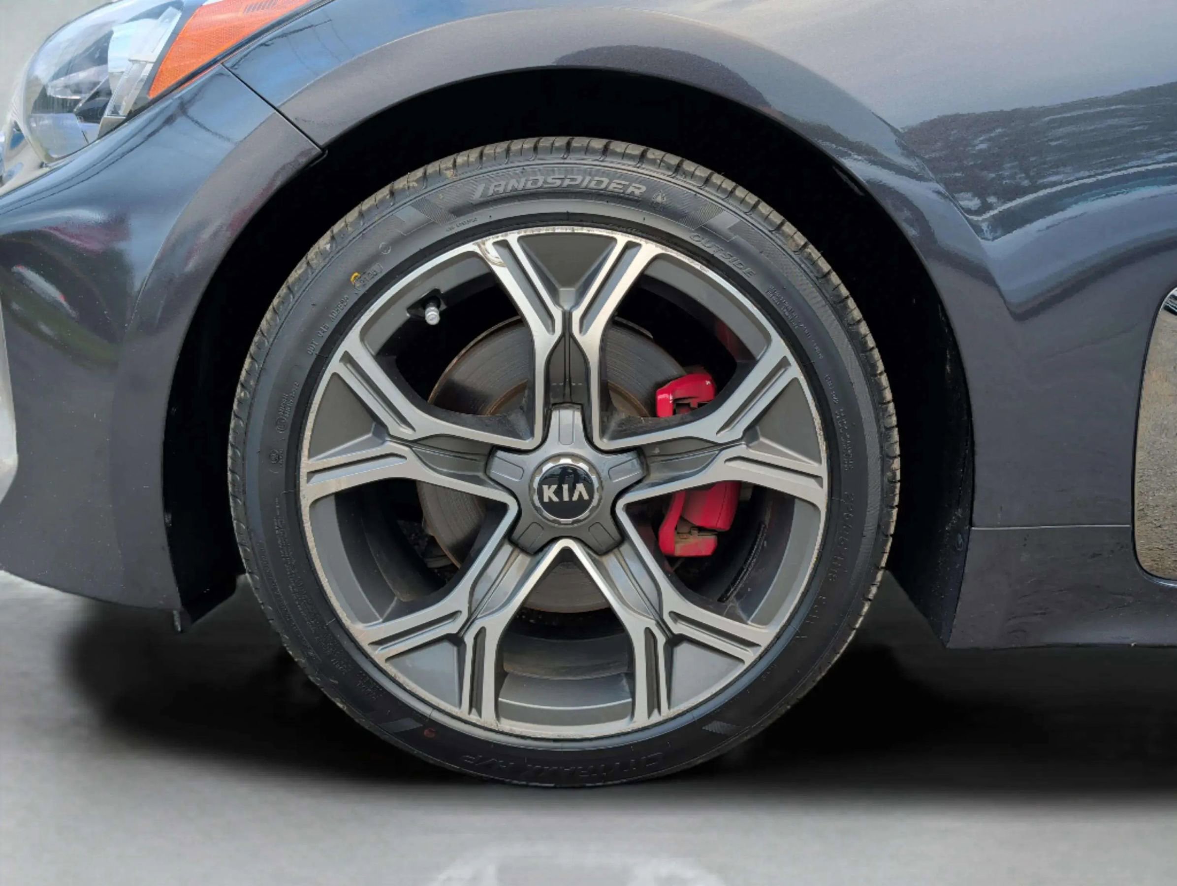 Used 2020 Kia Stinger GT-Line w/ Sun & Sound Package image 32