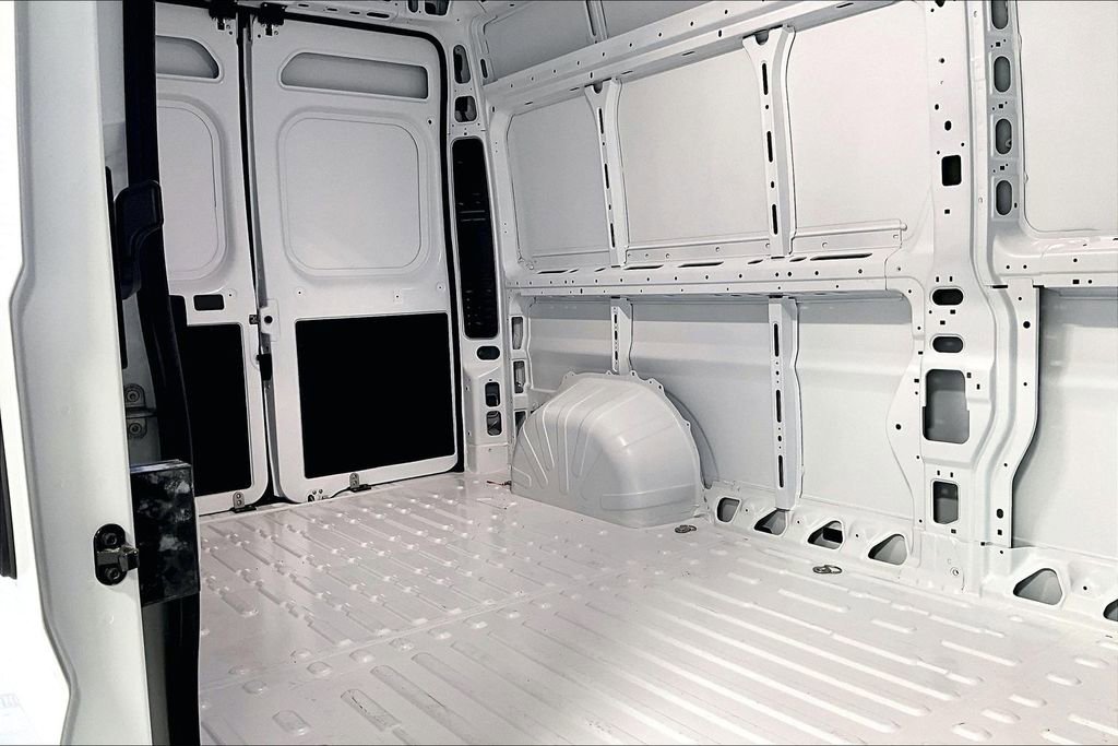 New 2026 RAM ProMaster 2500 w/ Convenience Group FWD image 30