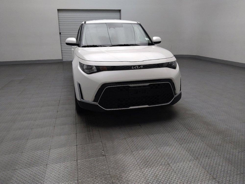 Used 2025 Kia Soul LX image 14