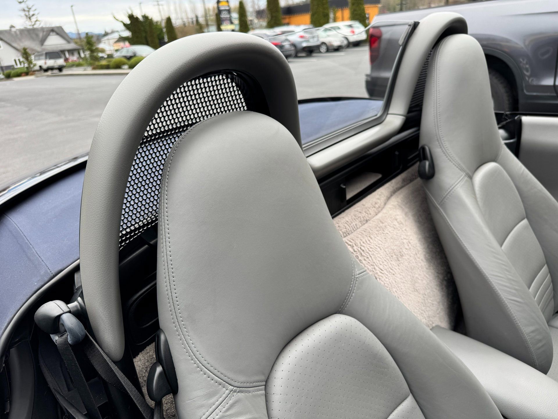 Used 2001 Porsche Boxster S image 23