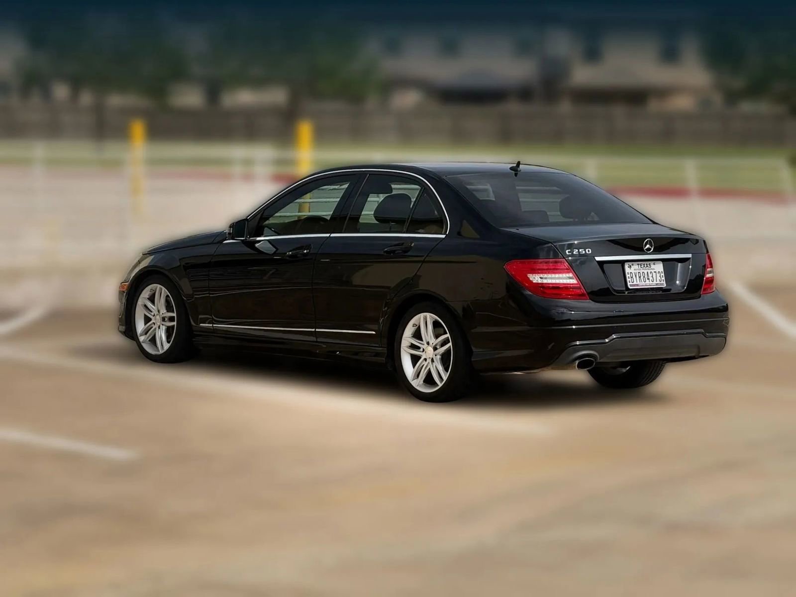 Used 2013 Mercedes-Benz C 250 Sedan image 5