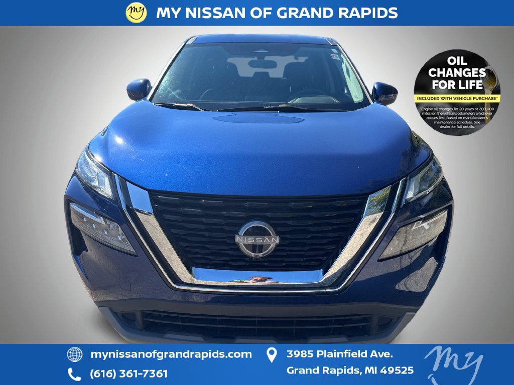 Used 2023 Nissan Rogue SV AWD/4WD image 3