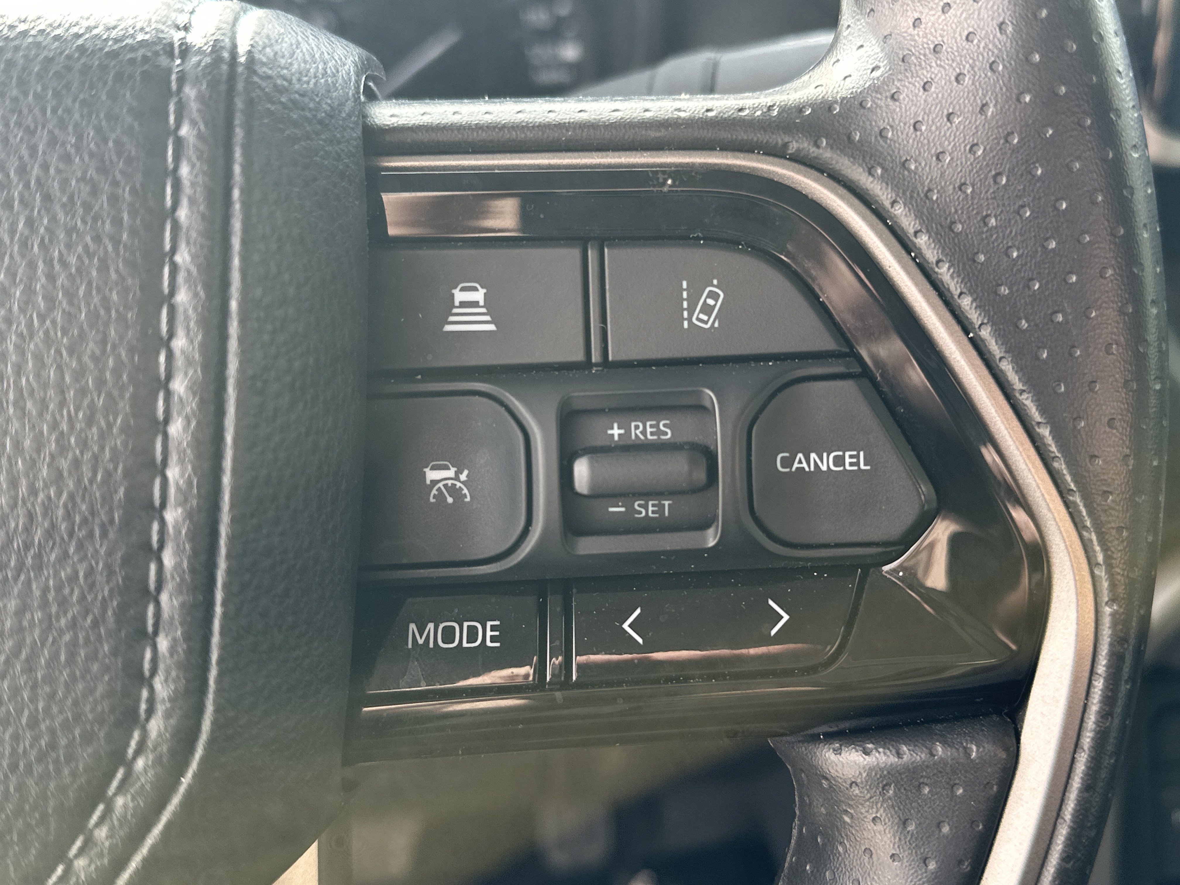 Used 2024 Toyota Tundra SR5 w/ SR5 Convenience Package image 18