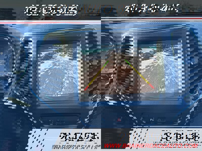 Used 2020 Jeep Cherokee Trailhawk w/ Cold Weather Group image 17