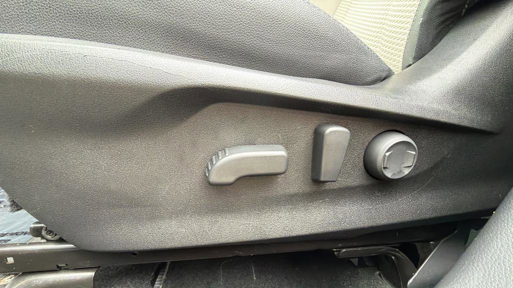 Used 2021 Subaru Forester Premium AWD/4WD image 15