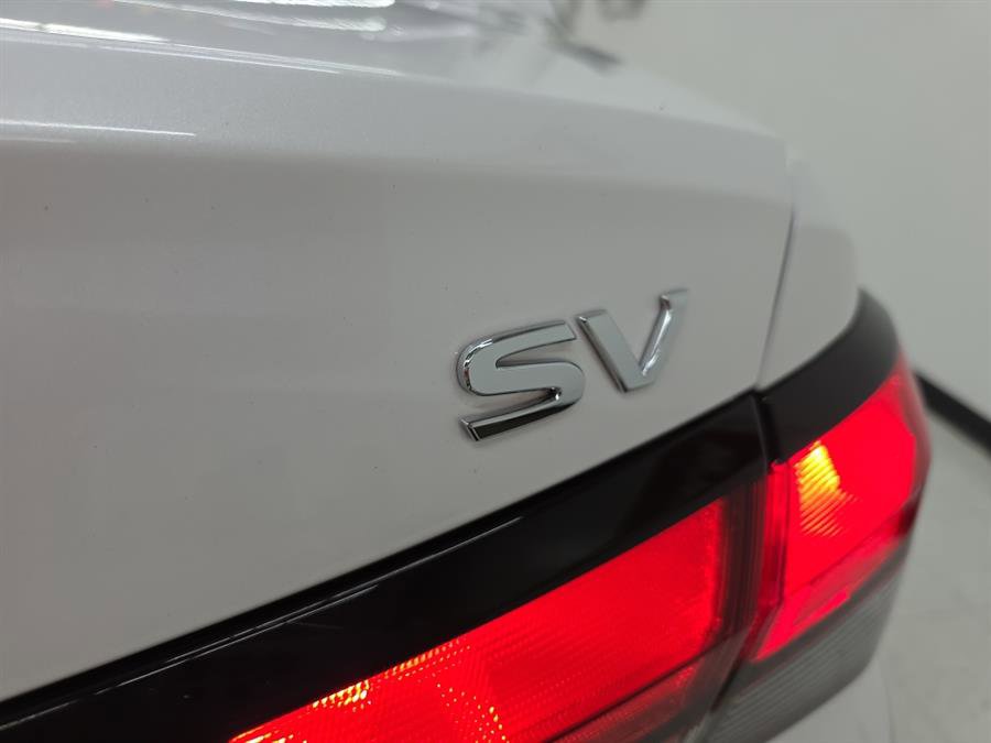 Used 2021 Nissan Versa SV image 30