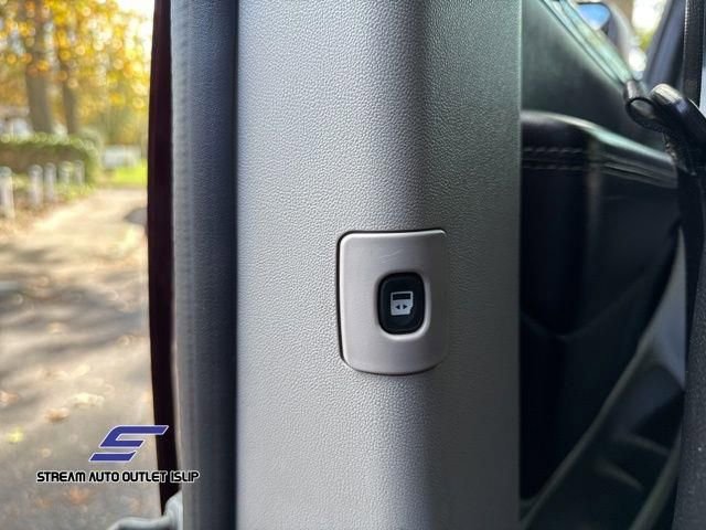 Used 2019 Dodge Grand Caravan SXT image 34