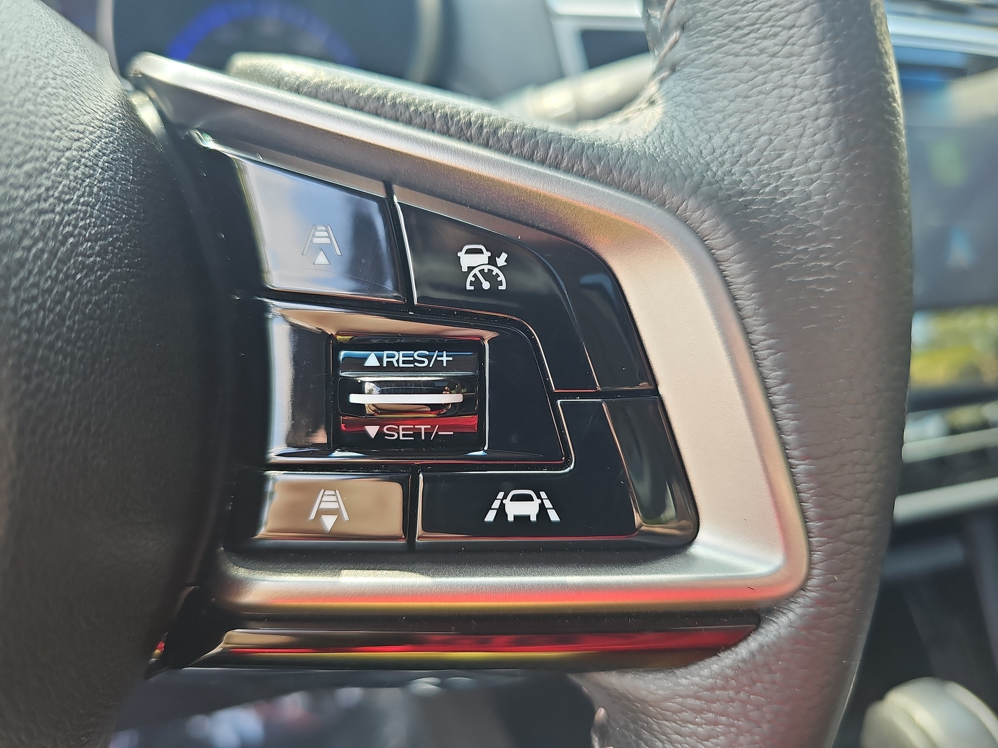 Used 2018 Subaru Outback 2.5i Limited AWD/4WD image 19