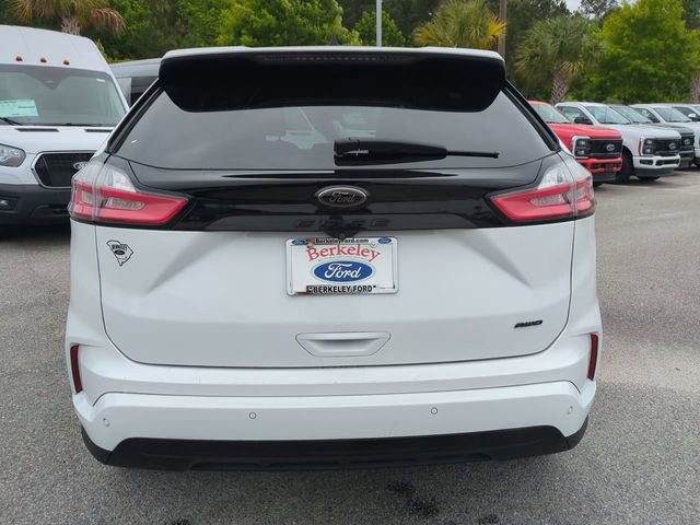 Used 2022 Ford Edge SE w/ Black Appearance Package AWD/4WD image 5