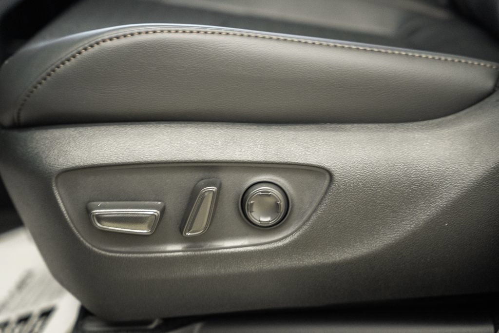 New 2026 Toyota Sienna Platinum AWD/4WD image 41