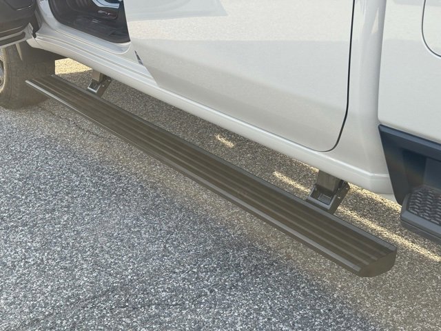New 2026 GMC Sierra 2500 AT4 image 27