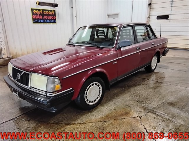 Used 1989 Volvo 240 DL RWD image 4