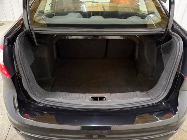 Used 2015 Ford Fiesta SE w/ Comfort Package FWD image 9