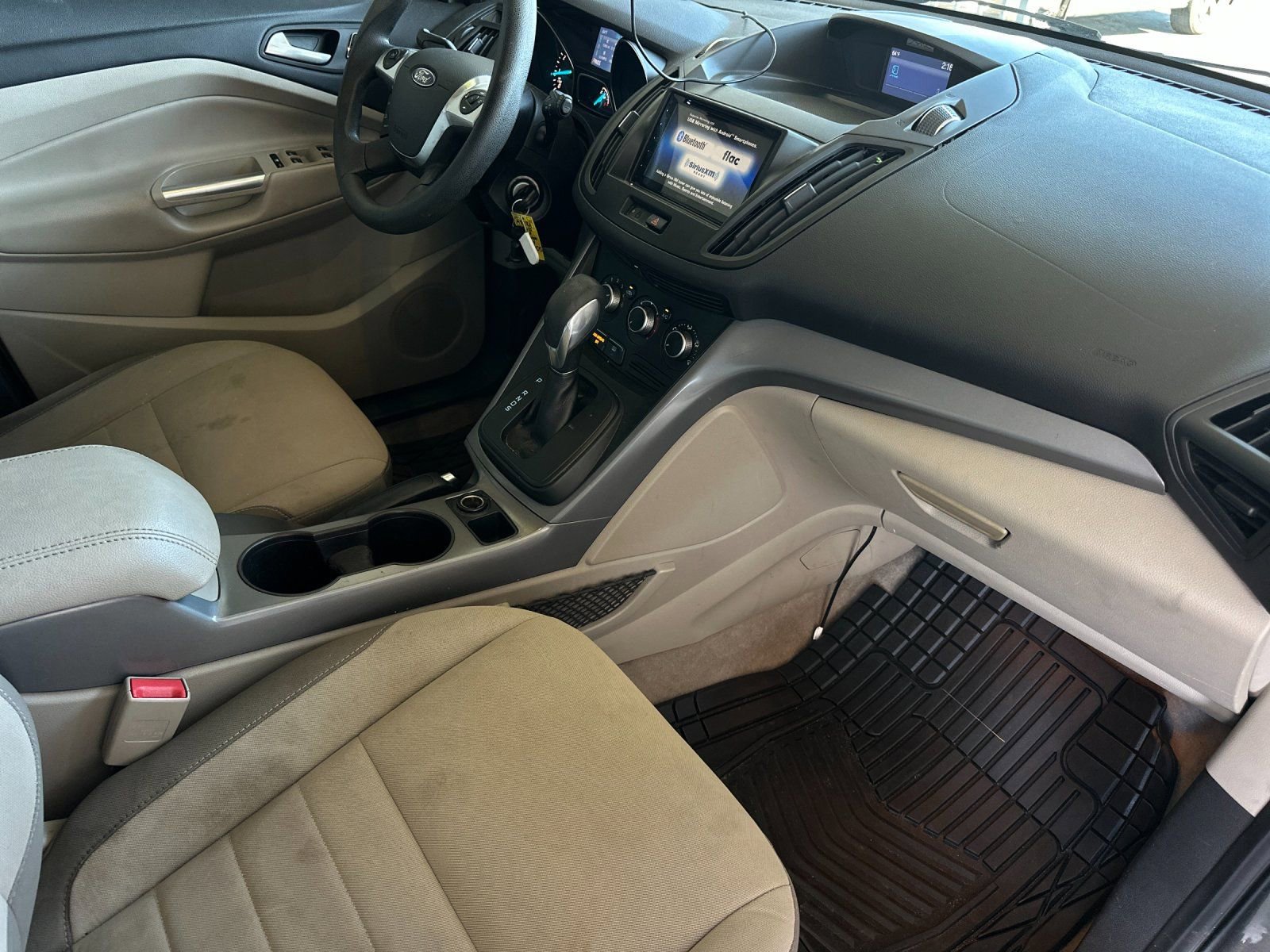 Used 2015 Ford Escape SE image 15