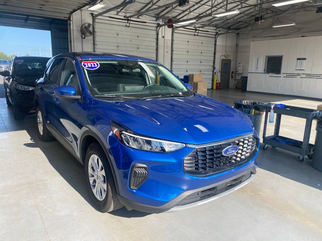 Used 2023 Ford Escape Active w/ Tech Pack #2