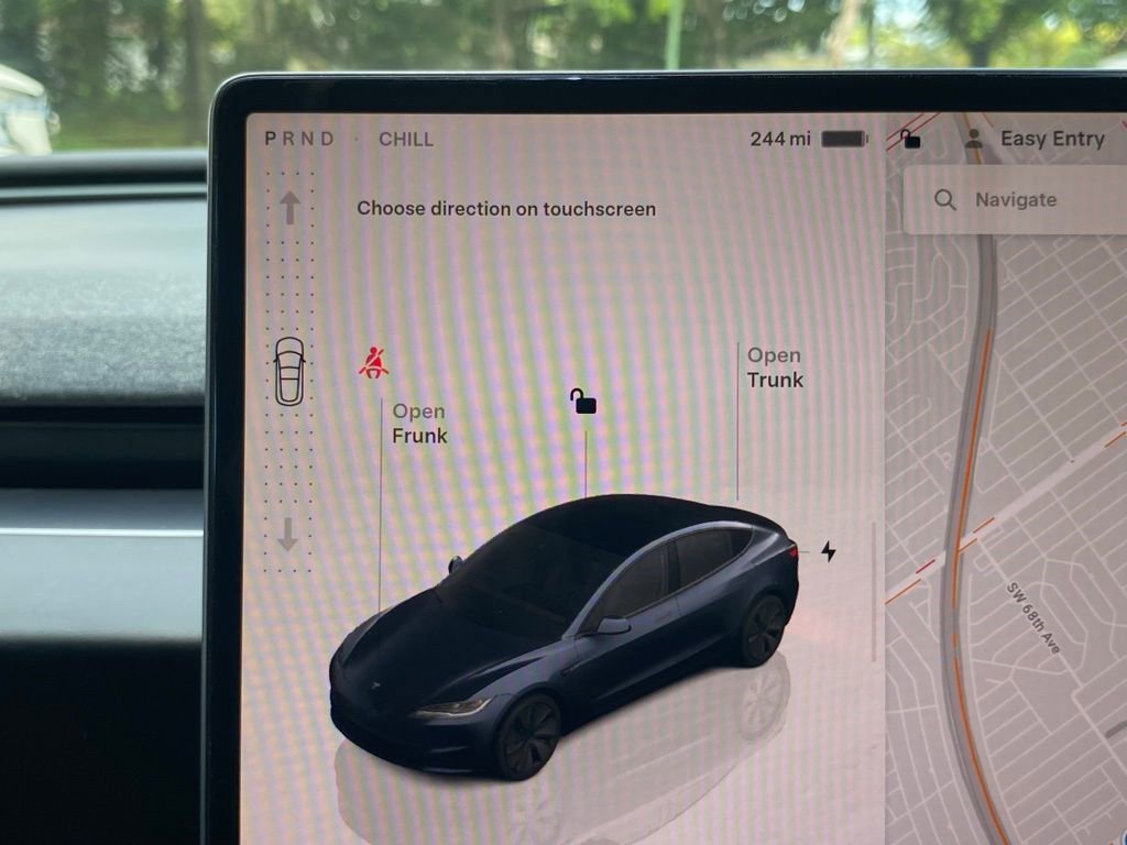 Used 2024 Tesla Model 3 Standard Range image 30