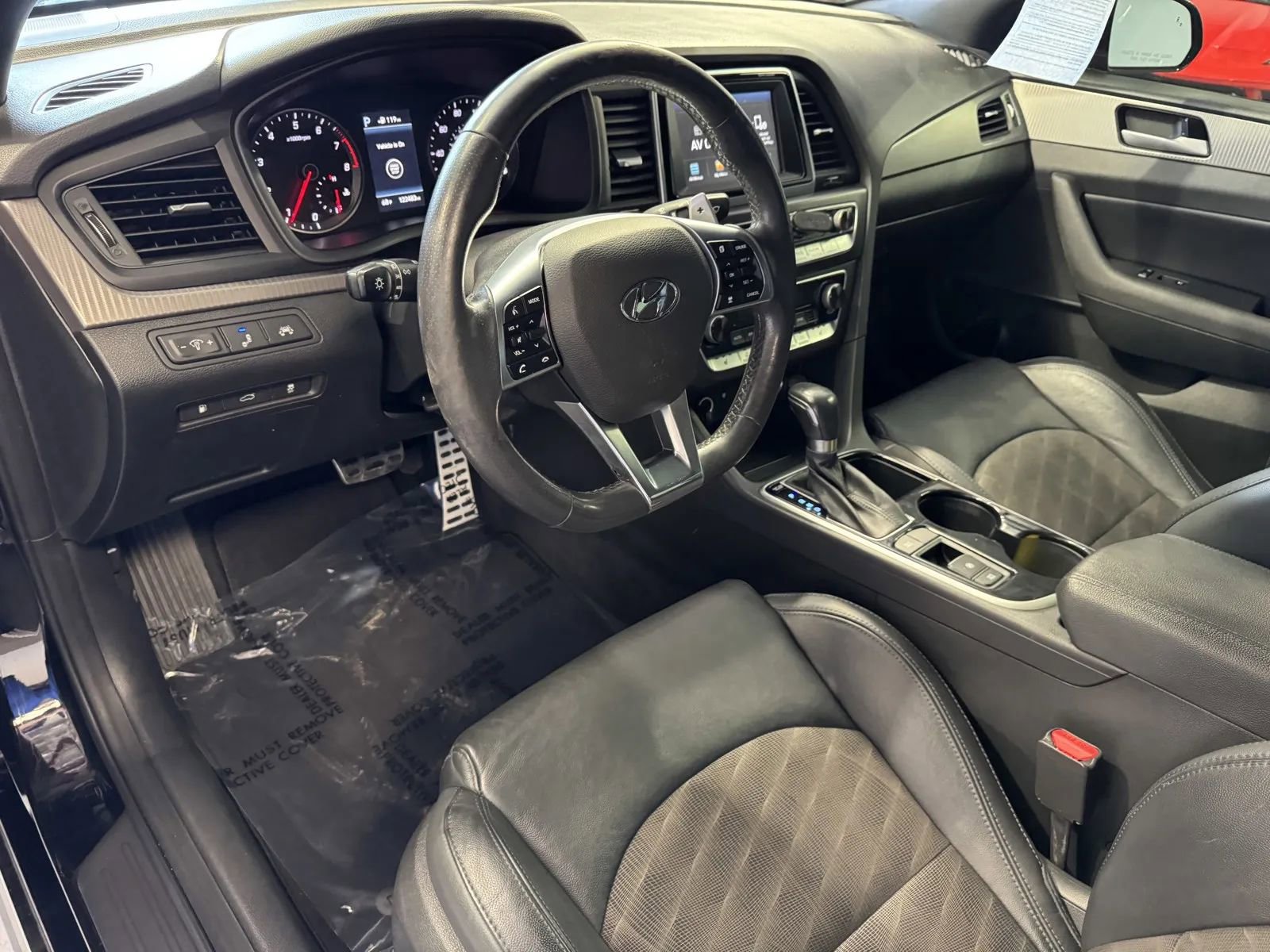 Used 2018 Hyundai Sonata Sport w/ Tech Package 05 FWD image 11