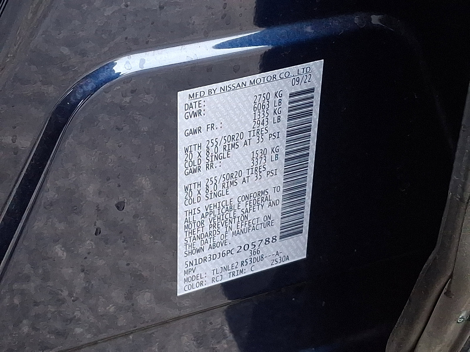 Used 2023 Nissan Pathfinder Platinum w/ Cargo Package image 30