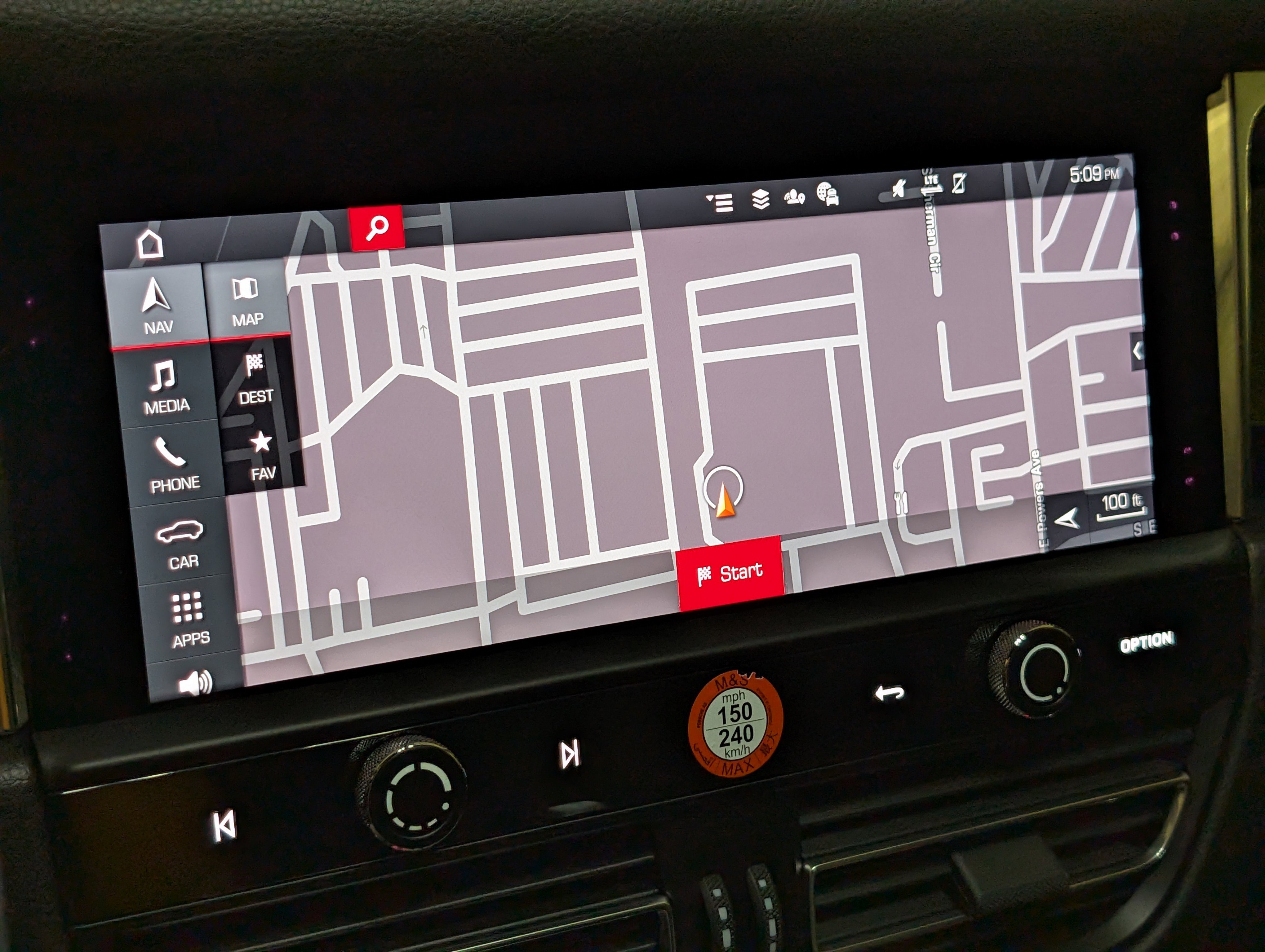 Certified 2026 Porsche Macan image 30