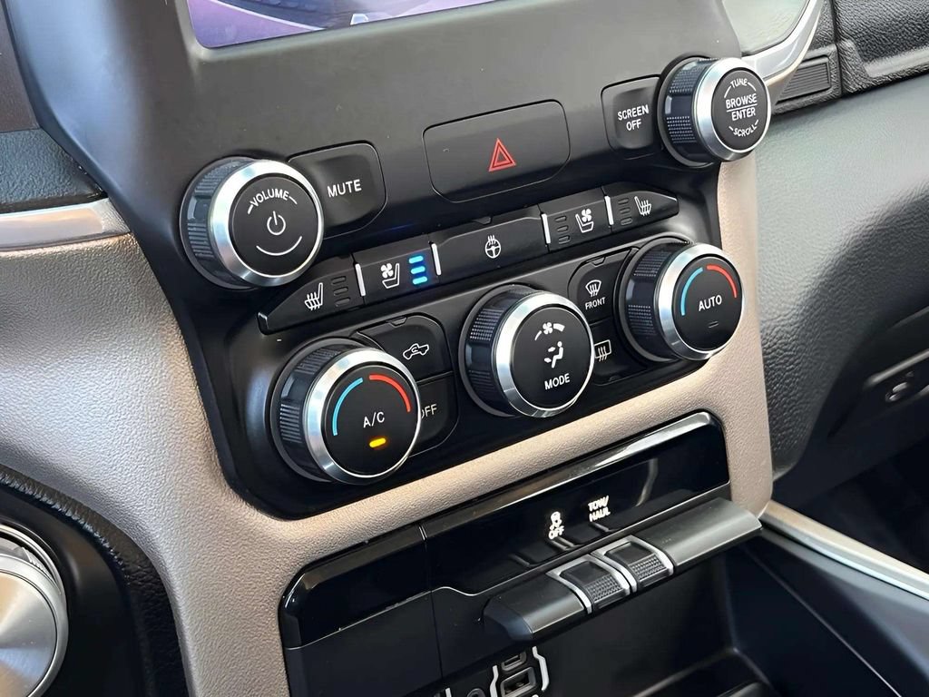 Used 2020 RAM 1500 Laramie AWD/4WD image 22
