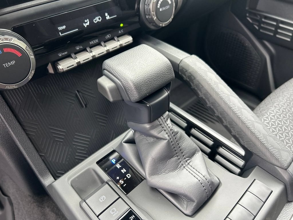New 2026 Toyota 4Runner SR5 AWD/4WD image 22