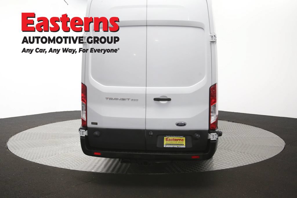 Used 2017 Ford Transit 250 148 High Roof Extended RWD image 36