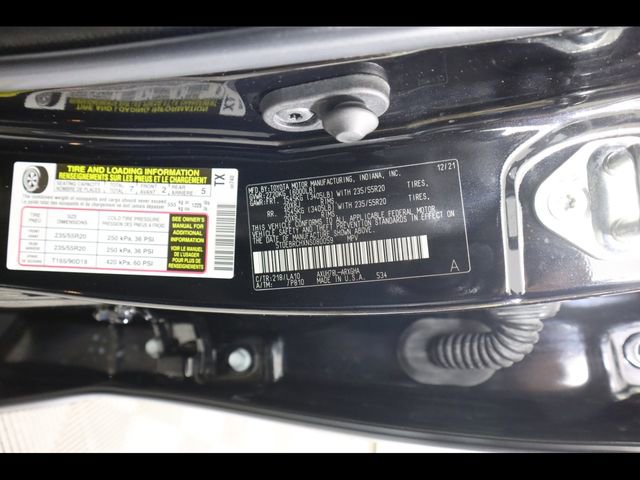 Used 2022 Toyota Highlander Platinum AWD/4WD image 30
