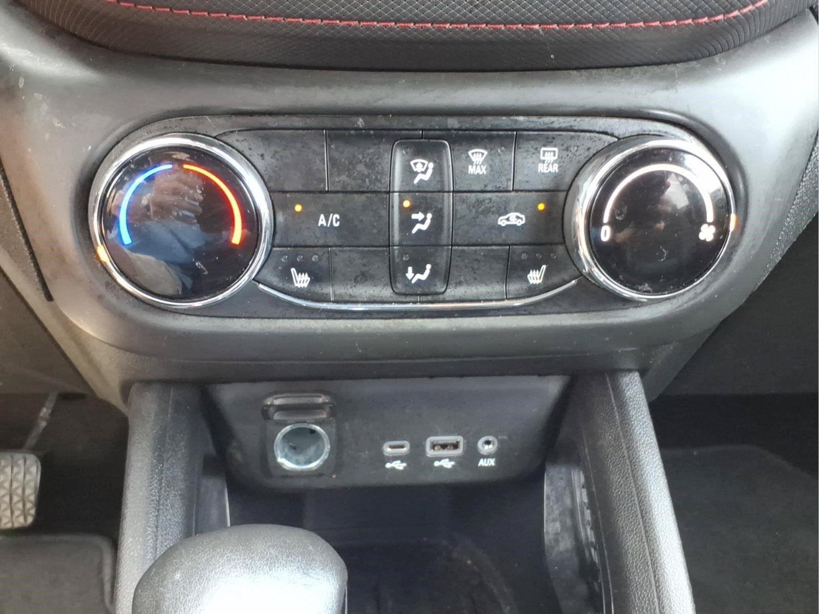 Used 2023 Chevrolet TrailBlazer RS FWD image 23